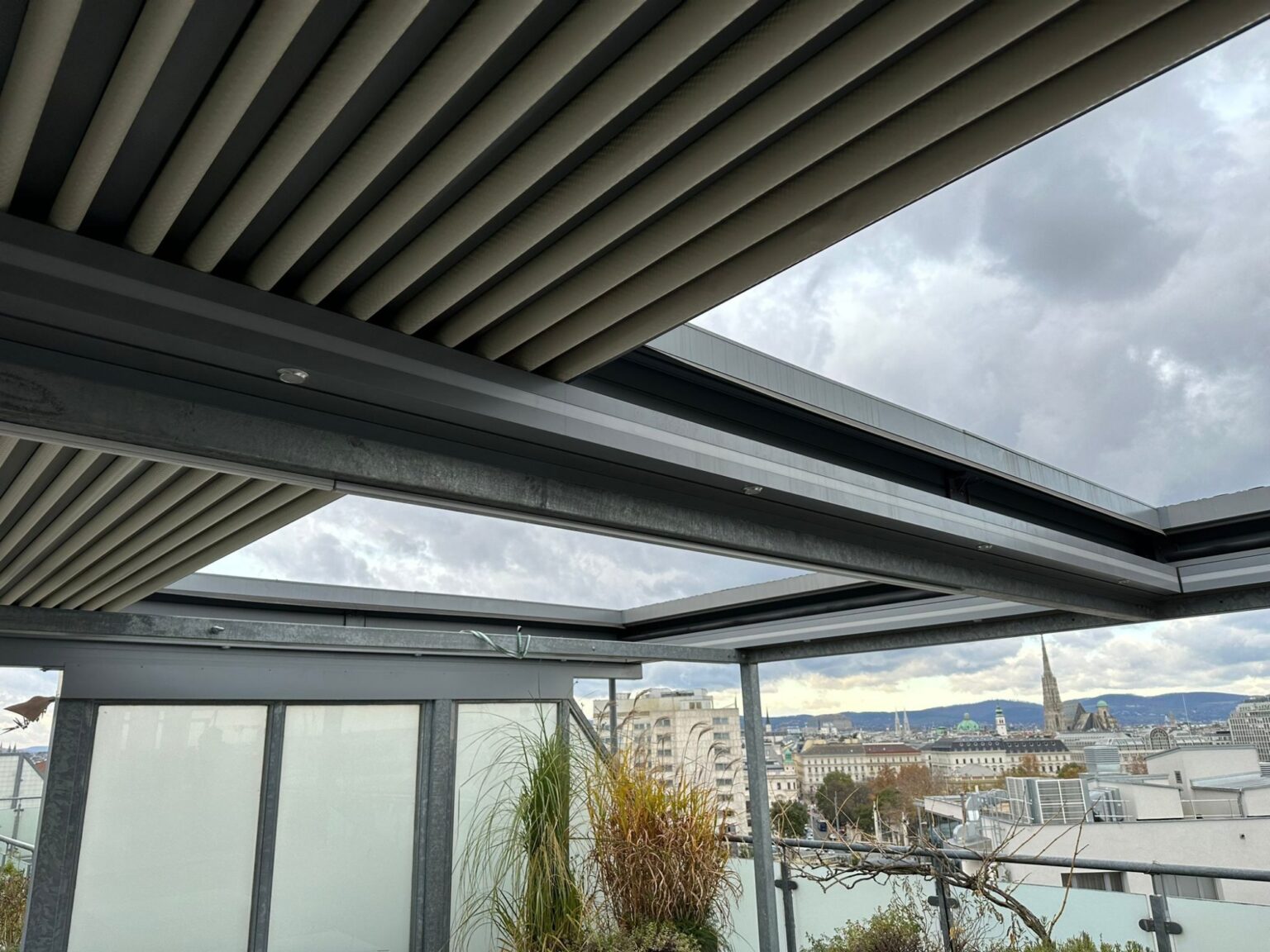 SKY NET Pergola Detail